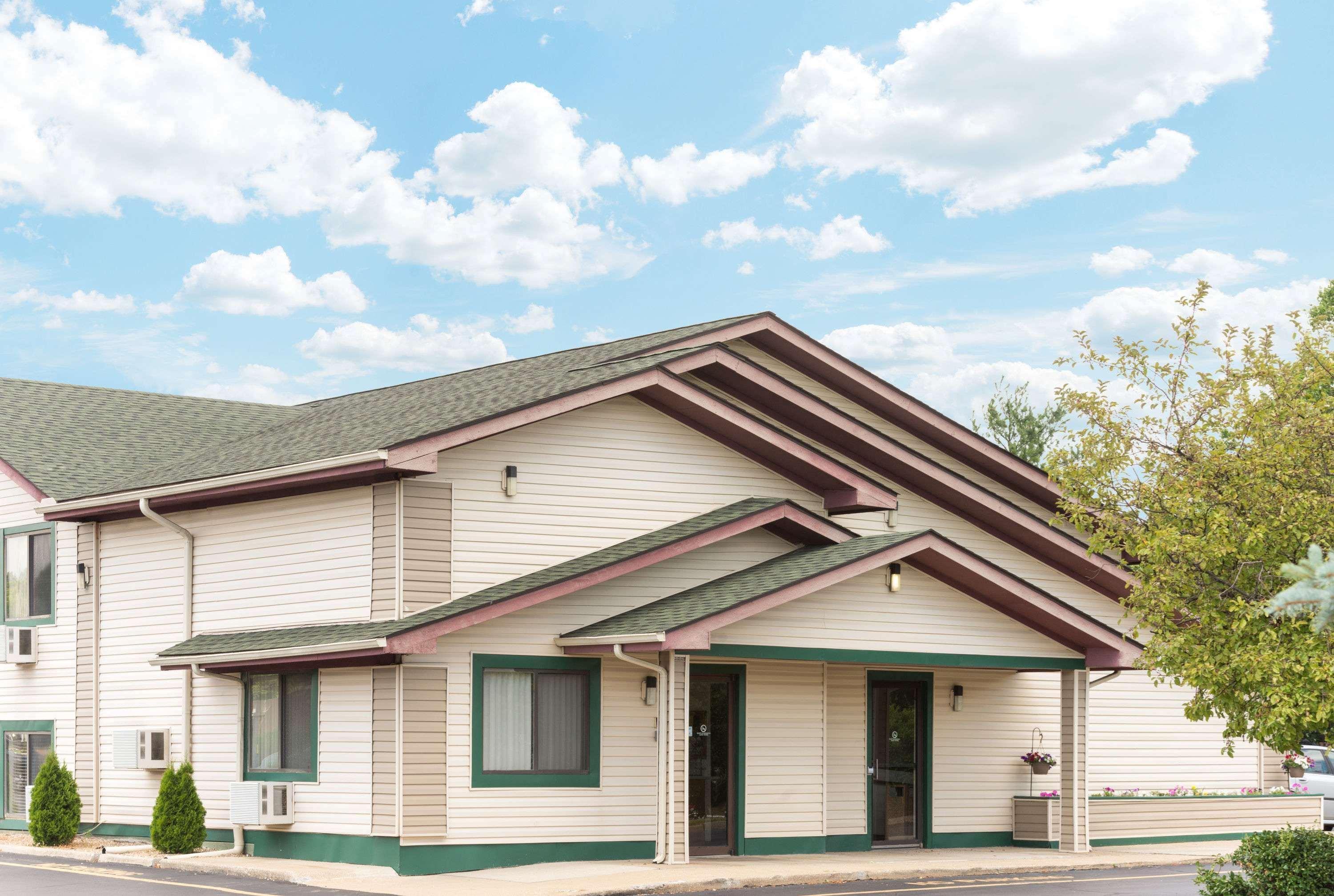 Super 8 By Wyndham Twinsburg/Cleveland Area Exterior foto